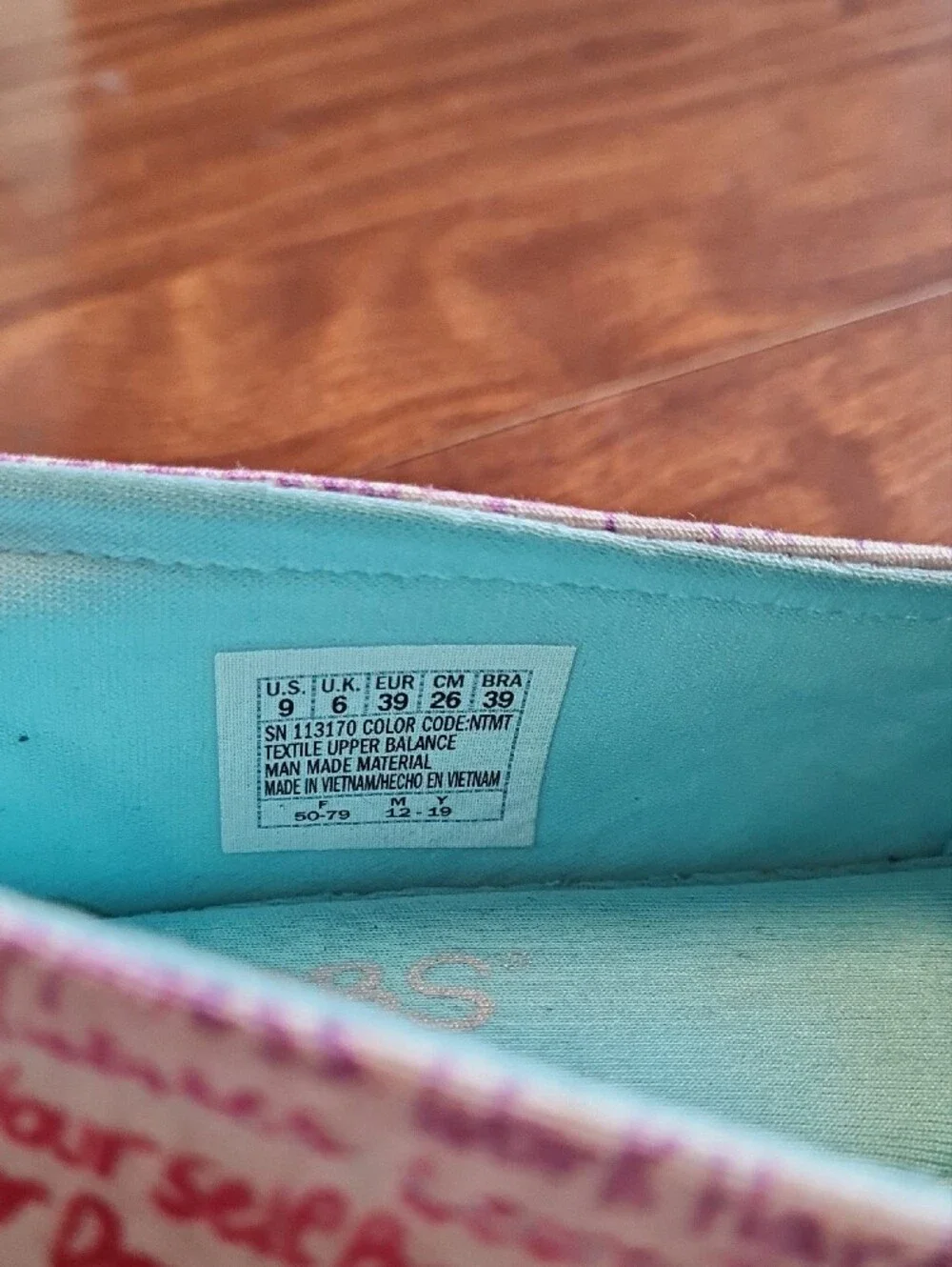 Bob's Skechers Multicolor Script Slip-On Flats with Teal Interior